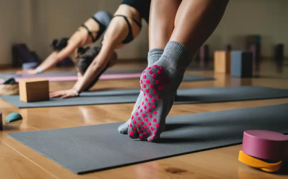 grip socks for yoga pilates(3)