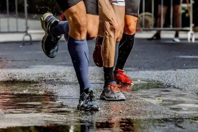 compression socks for running