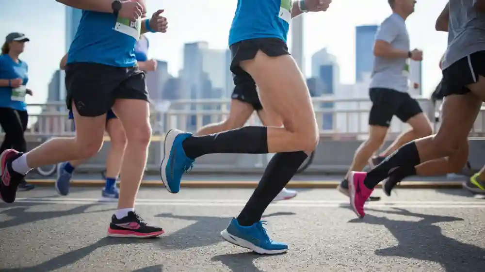 running compression socks for marathon