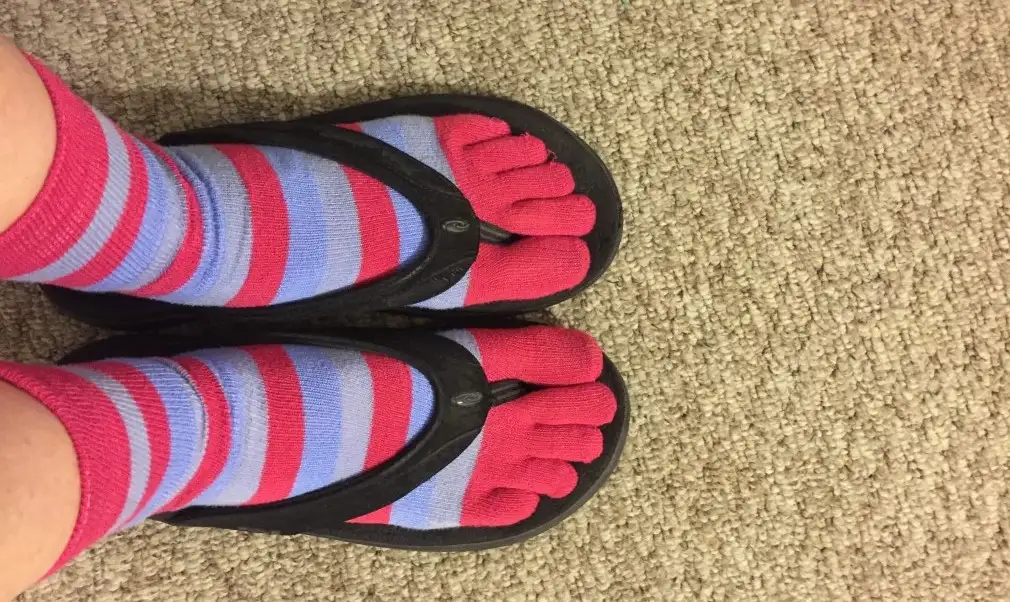 toe socks 2.