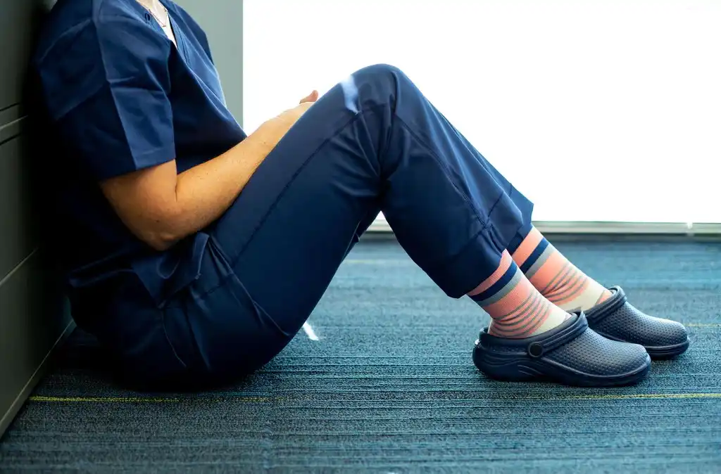 compression socks for nurses 2.