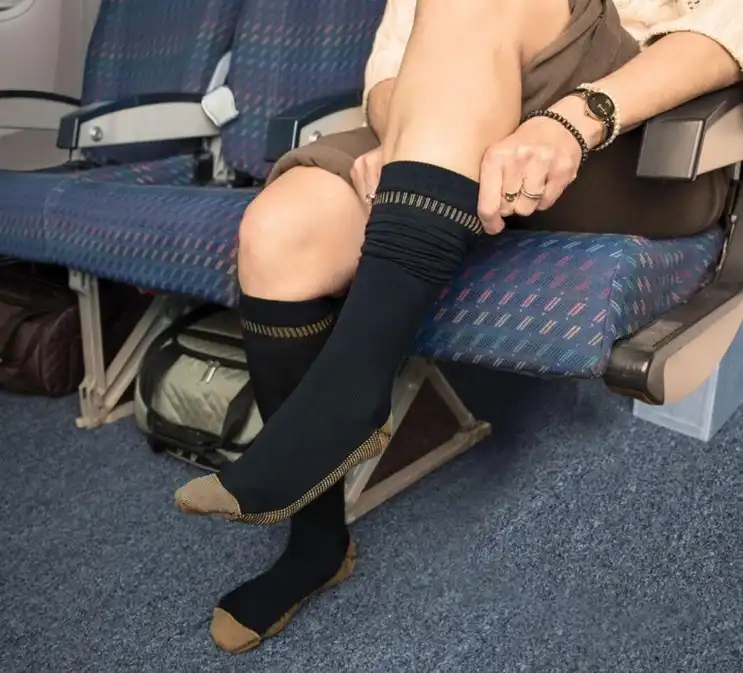 compression socks for travel 4.