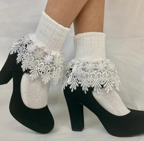 lace socks 2.