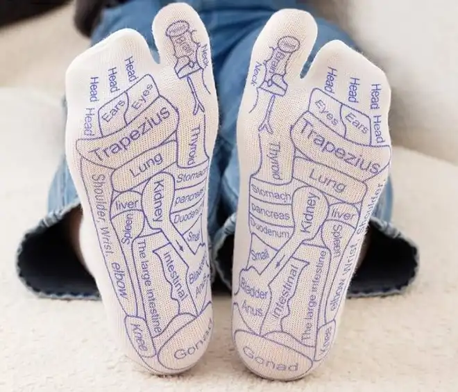 reflexology socks 3.