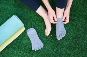 toe socks 5.