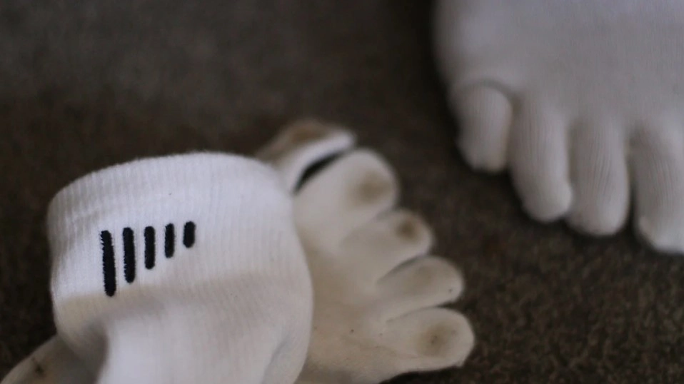 toe socks 6.