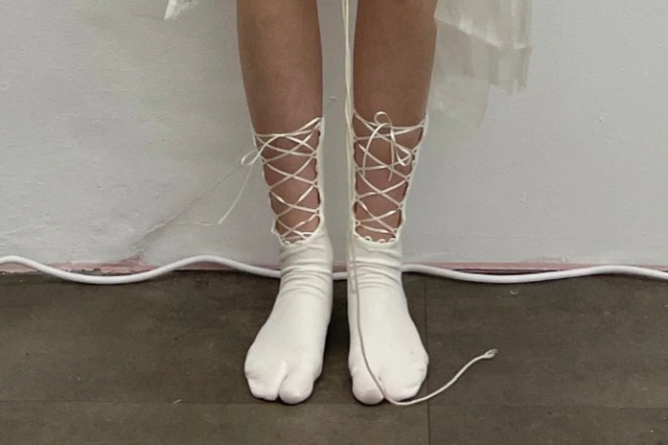 Dressed tabi socks style