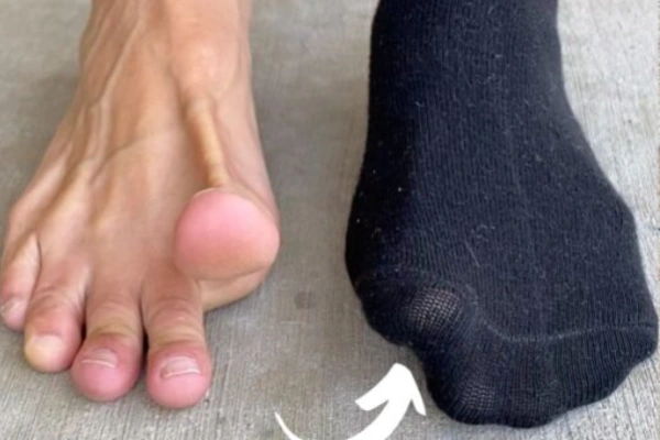 Regular normal socks with full toe