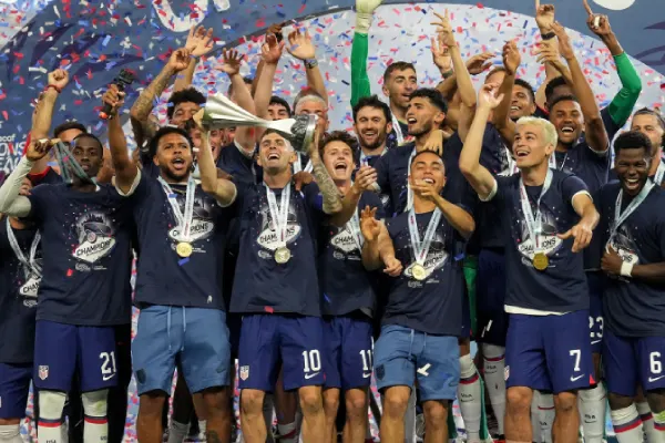 Soccer team choose the right shin pad socks to win the champion