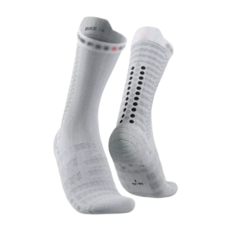 Triathlon socks in white with a dotted anti-slip design.