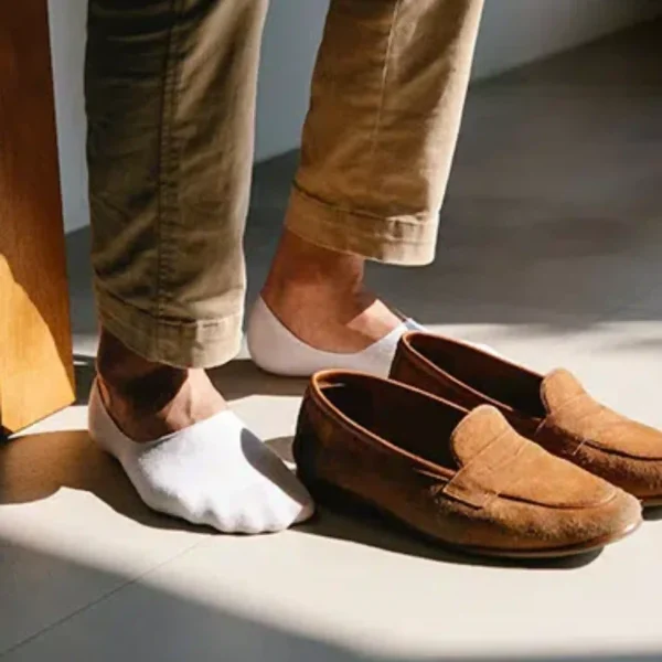 No show wearing dispaly