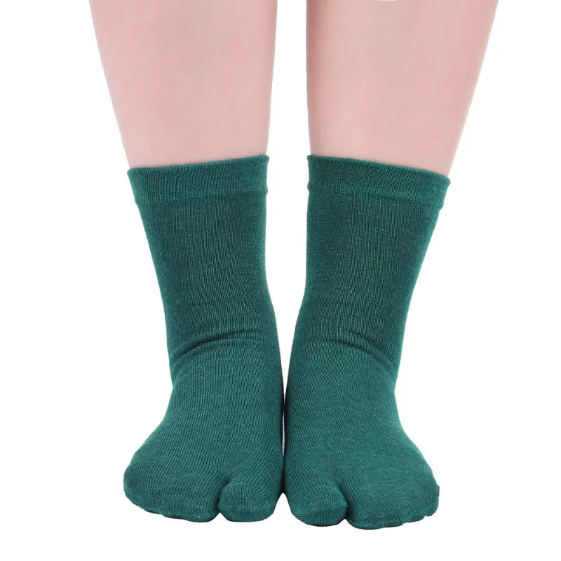 Private label cotton tabi socks in dark green, traditional split-toe crew socks for sensitive skin and specialty footwear