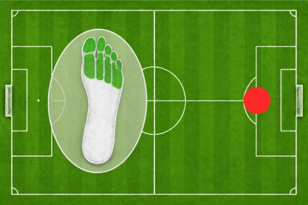 Soccer grip socks striker diagram detailing toe and metatarsal silicone grips for shot stability