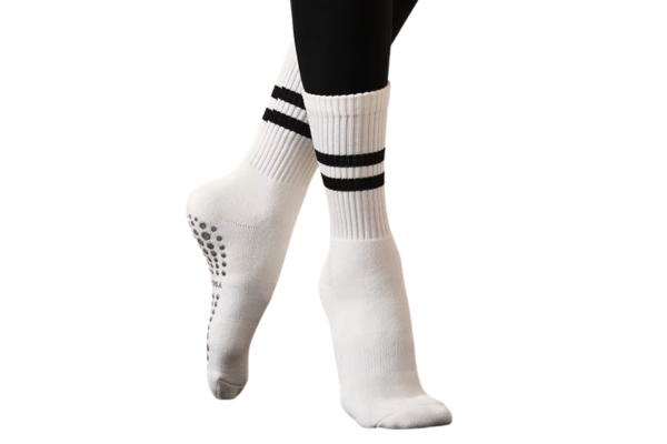 Grip socks with striped ribbed cuffs and silicone grips